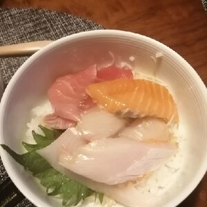 簡単ごはん★お刺身漬け海鮮丼
